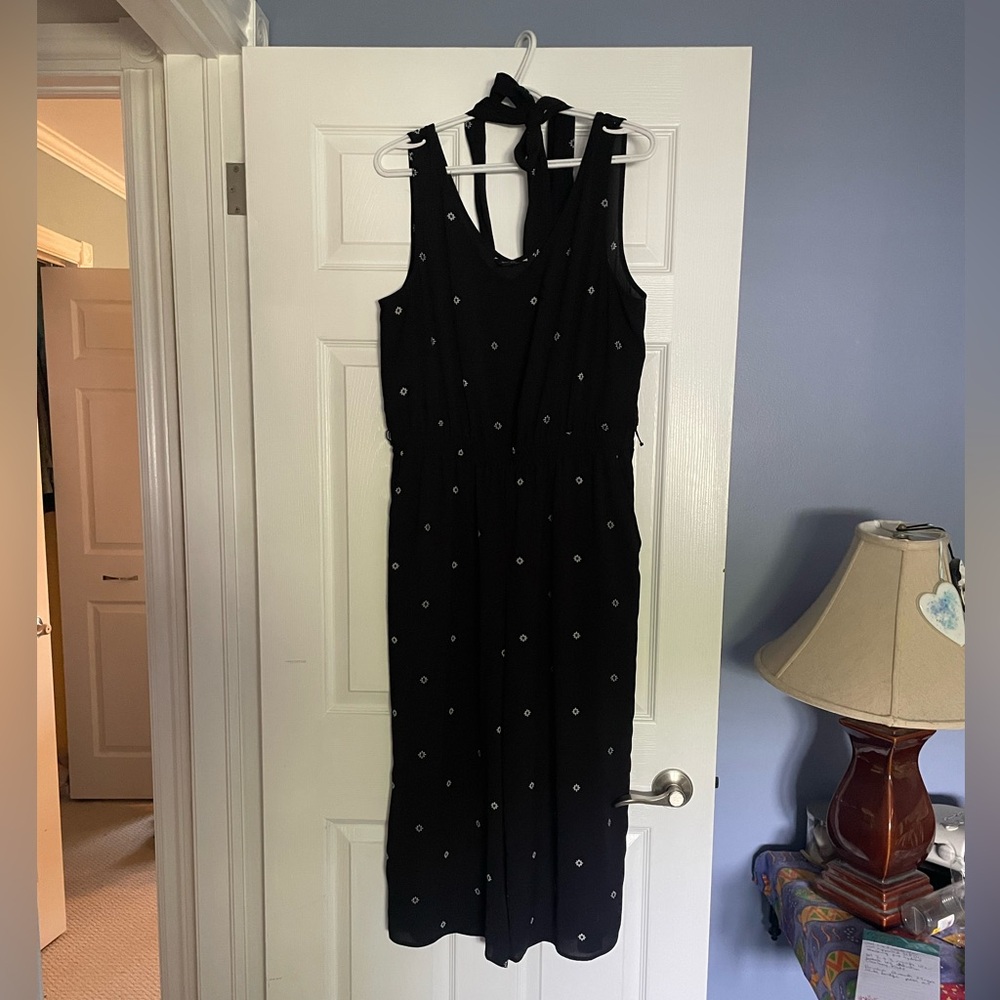 RW&CO. Black Sleeveless Jumpsuit with White Accents